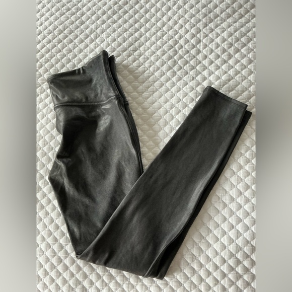 SPANX Faux Leather Black High Rise Ankle Leggings L - Picture 9 of 12